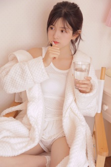 鲍蕾个人资料